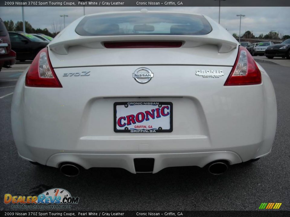 2009 Nissan 370Z Sport Touring Coupe Pearl White / Gray Leather Photo #7