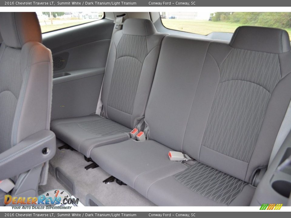 2016 Chevrolet Traverse LT Summit White / Dark Titanium/Light Titanium Photo #17