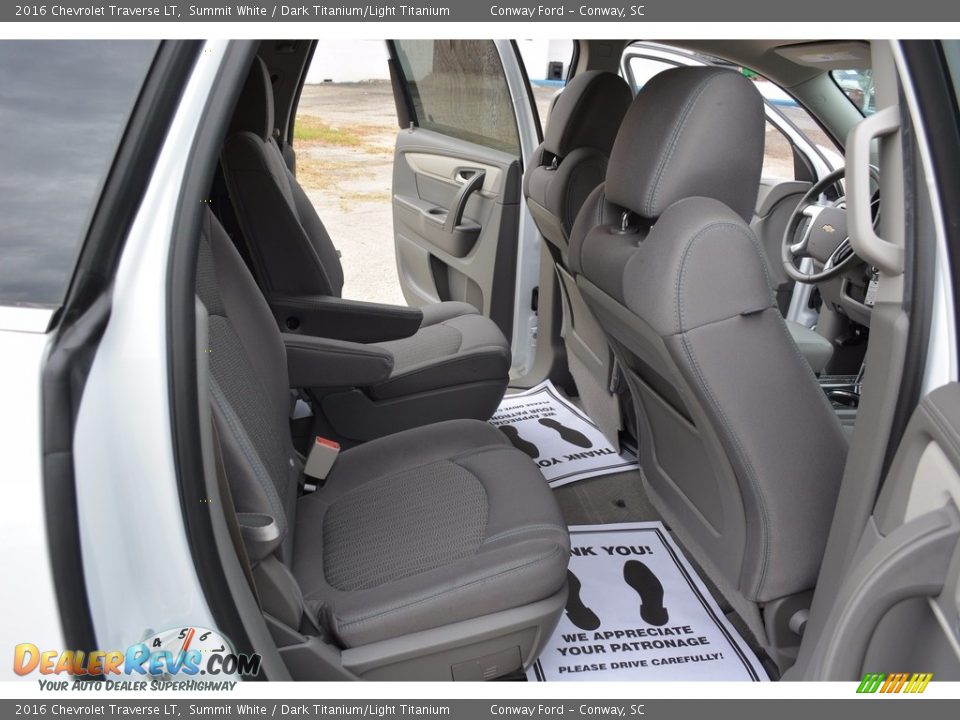 2016 Chevrolet Traverse LT Summit White / Dark Titanium/Light Titanium Photo #18