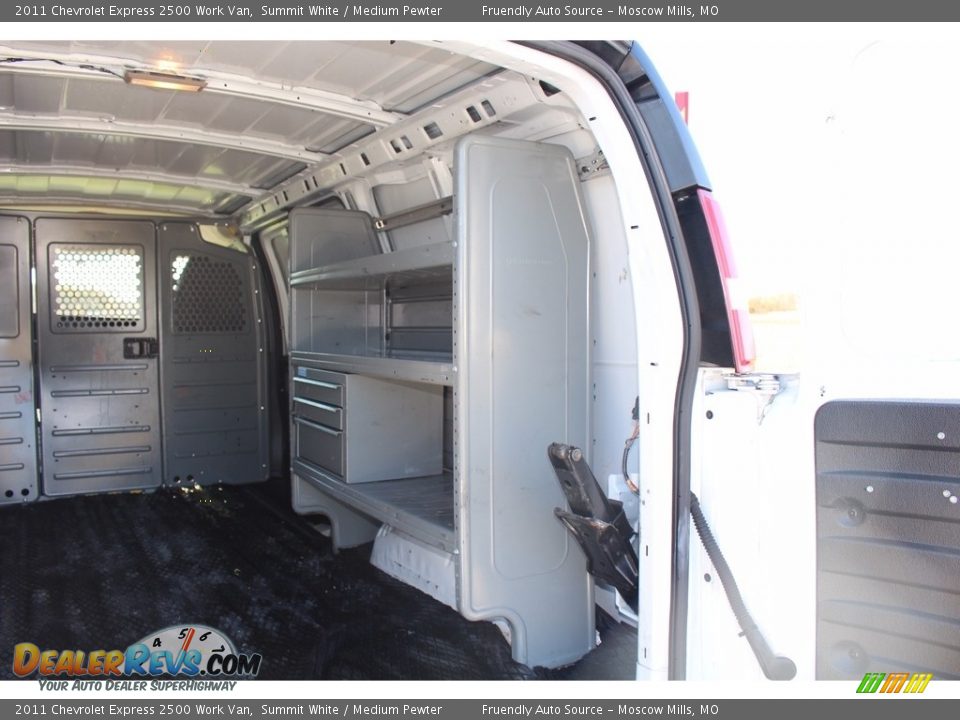 2011 Chevrolet Express 2500 Work Van Summit White / Medium Pewter Photo #4