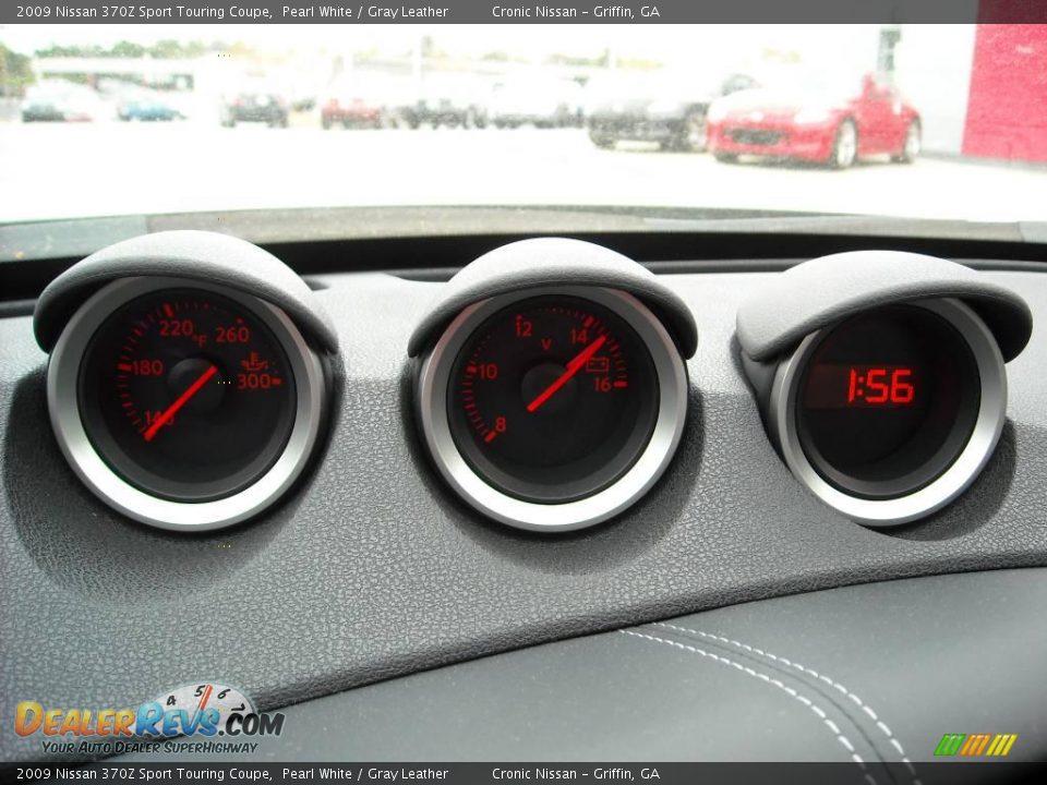 2009 Nissan 370Z Sport Touring Coupe Pearl White / Gray Leather Photo #23