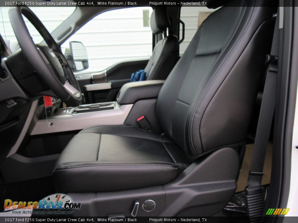 Front Seat of 2017 Ford F250 Super Duty Lariat Crew Cab 4x4 Photo #23