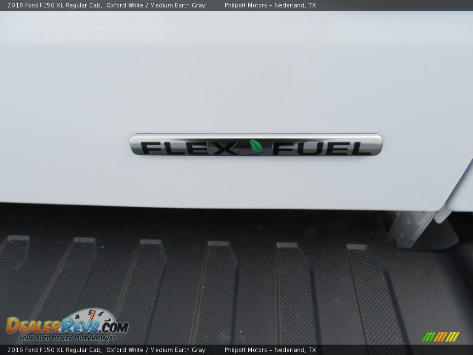 2016 Ford F150 XL Regular Cab Oxford White / Medium Earth Gray Photo #15