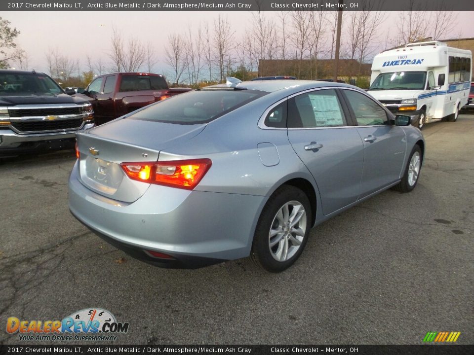 2017 Chevrolet Malibu LT Arctic Blue Metallic / Dark Atmosphere/Medium Ash Gray Photo #5