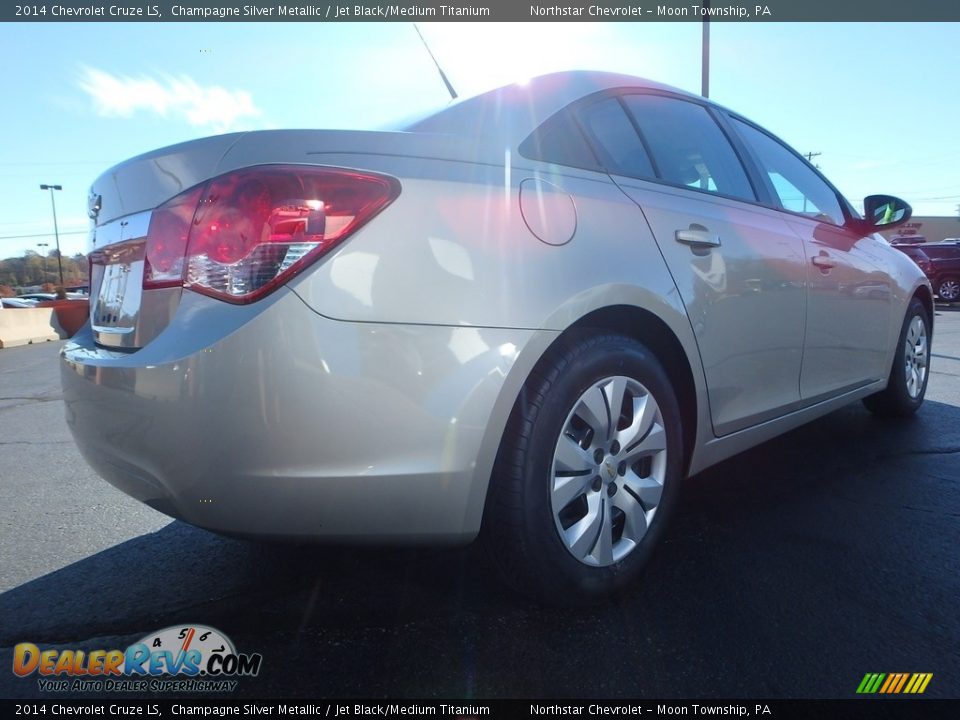 2014 Chevrolet Cruze LS Champagne Silver Metallic / Jet Black/Medium Titanium Photo #9