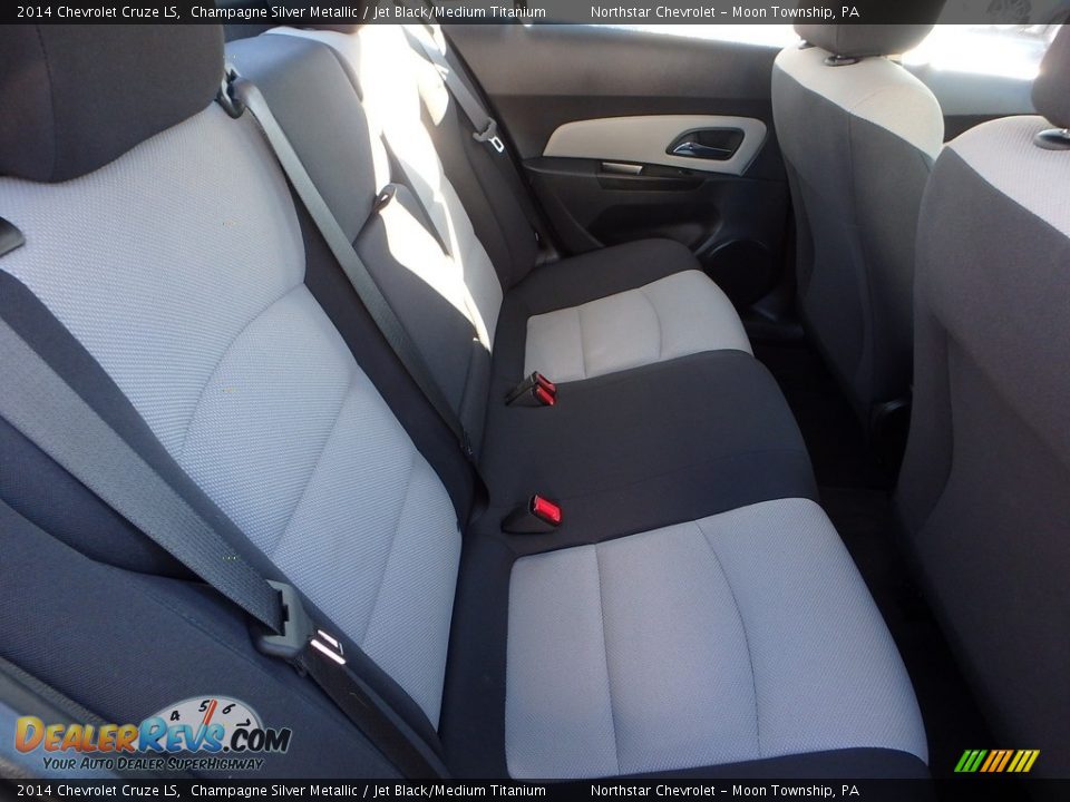 2014 Chevrolet Cruze LS Champagne Silver Metallic / Jet Black/Medium Titanium Photo #18
