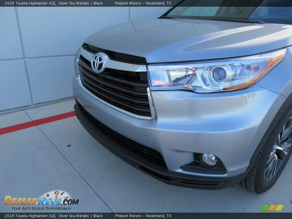 2016 Toyota Highlander XLE Silver Sky Metallic / Black Photo #10