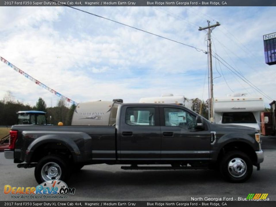 2017 Ford F350 Super Duty XL Crew Cab 4x4 Magnetic / Medium Earth Gray Photo #6