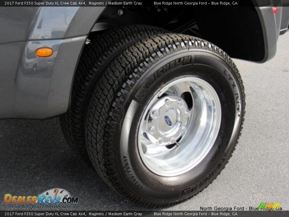 2017 Ford F350 Super Duty XL Crew Cab 4x4 Magnetic / Medium Earth Gray Photo #9