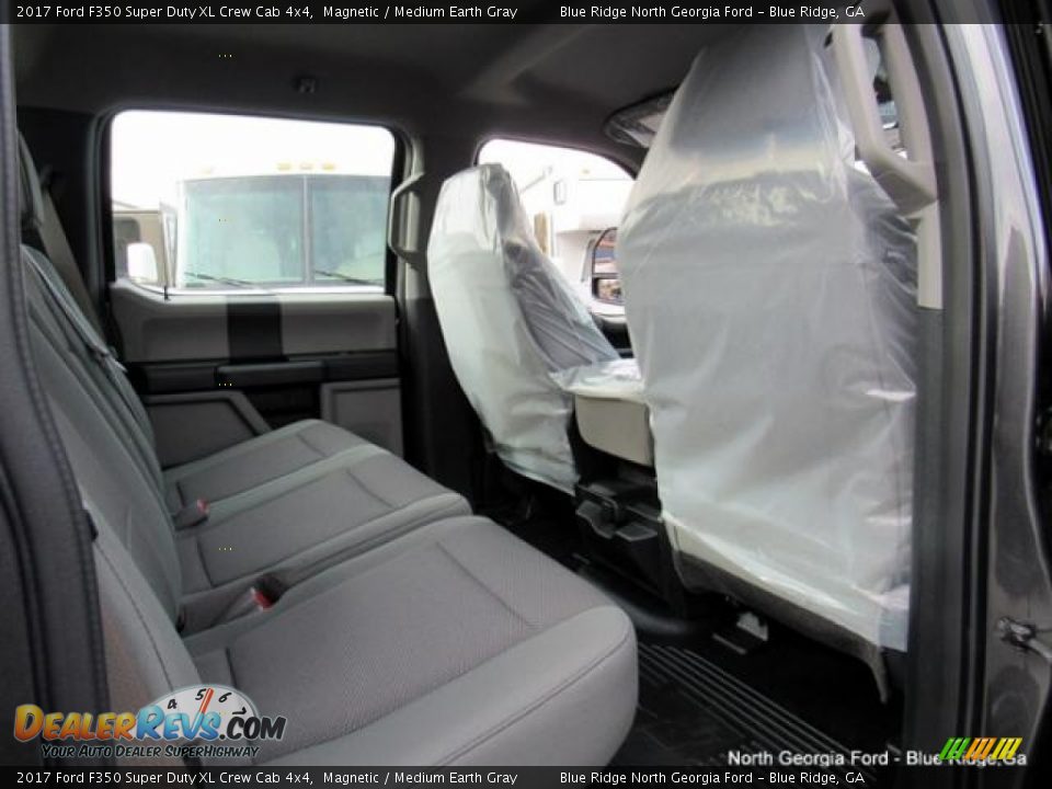 2017 Ford F350 Super Duty XL Crew Cab 4x4 Magnetic / Medium Earth Gray Photo #13