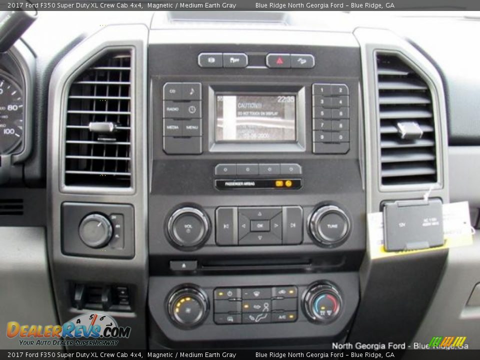2017 Ford F350 Super Duty XL Crew Cab 4x4 Magnetic / Medium Earth Gray Photo #20