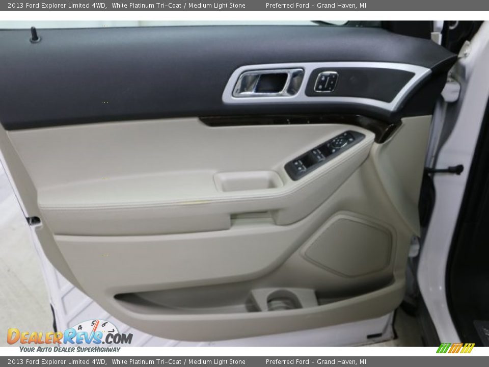2013 Ford Explorer Limited 4WD White Platinum Tri-Coat / Medium Light Stone Photo #8