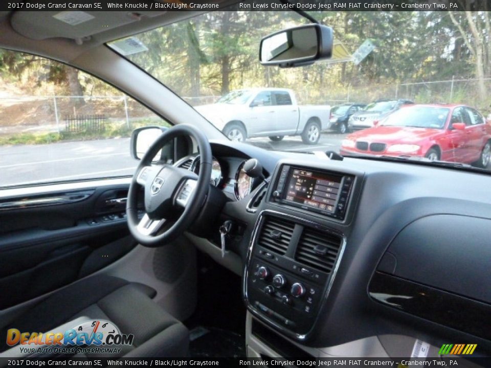 2017 Dodge Grand Caravan SE White Knuckle / Black/Light Graystone Photo #11