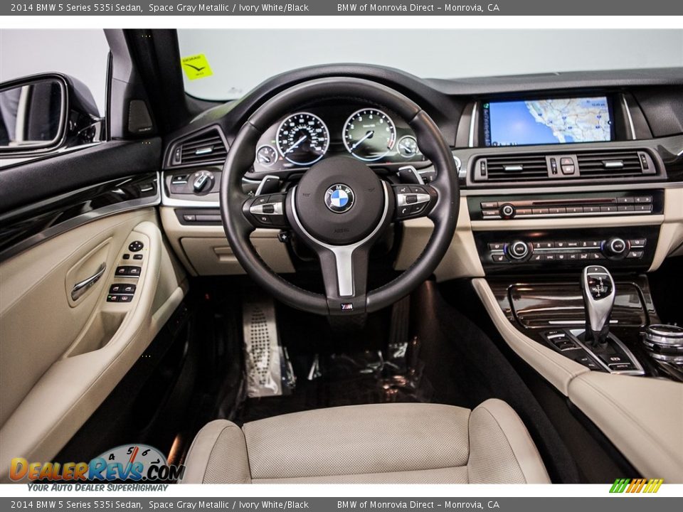 2014 BMW 5 Series 535i Sedan Space Gray Metallic / Ivory White/Black Photo #4