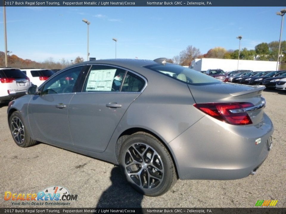2017 Buick Regal Sport Touring Pepperdust Metallic / Light Neutral/Cocoa Photo #3