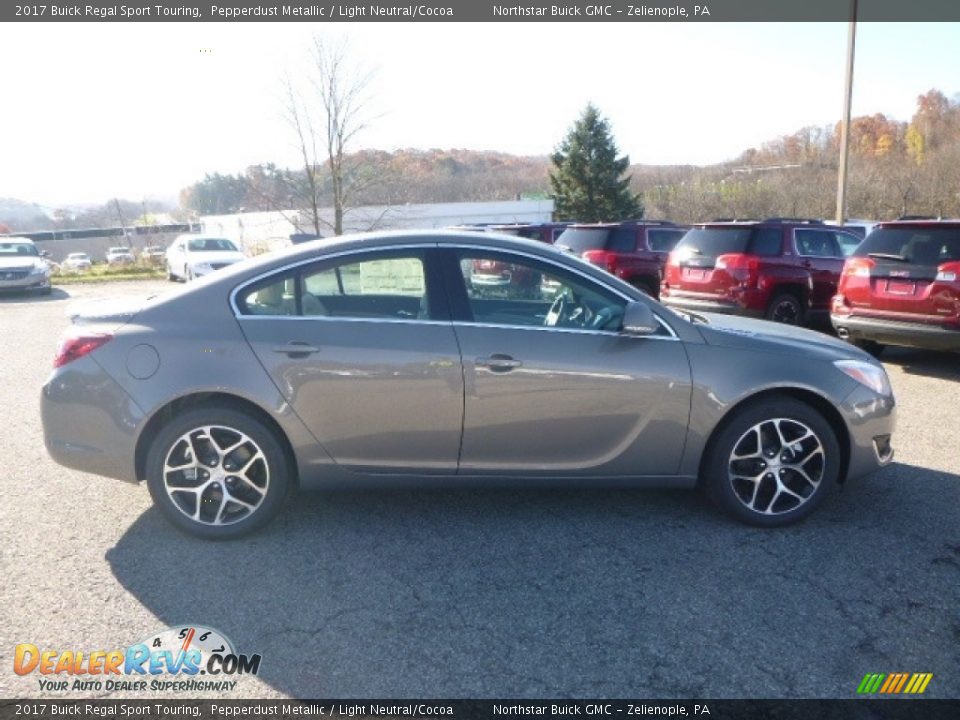 2017 Buick Regal Sport Touring Pepperdust Metallic / Light Neutral/Cocoa Photo #6