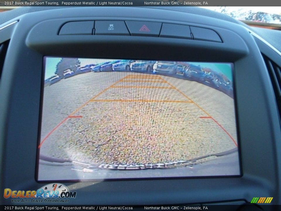 2017 Buick Regal Sport Touring Pepperdust Metallic / Light Neutral/Cocoa Photo #17