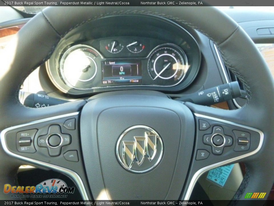 2017 Buick Regal Sport Touring Pepperdust Metallic / Light Neutral/Cocoa Photo #18