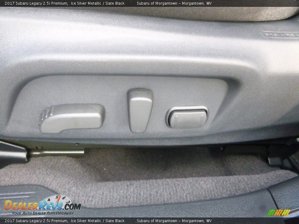 2017 Subaru Legacy 2.5i Premium Ice Silver Metallic / Slate Black Photo #16