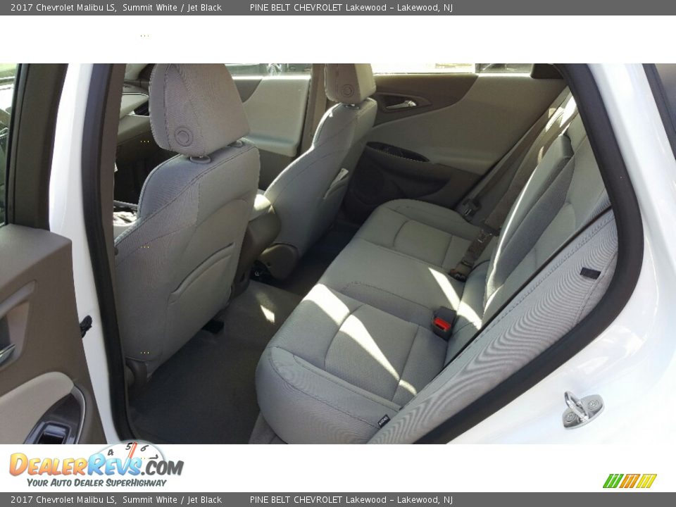 2017 Chevrolet Malibu LS Summit White / Jet Black Photo #8