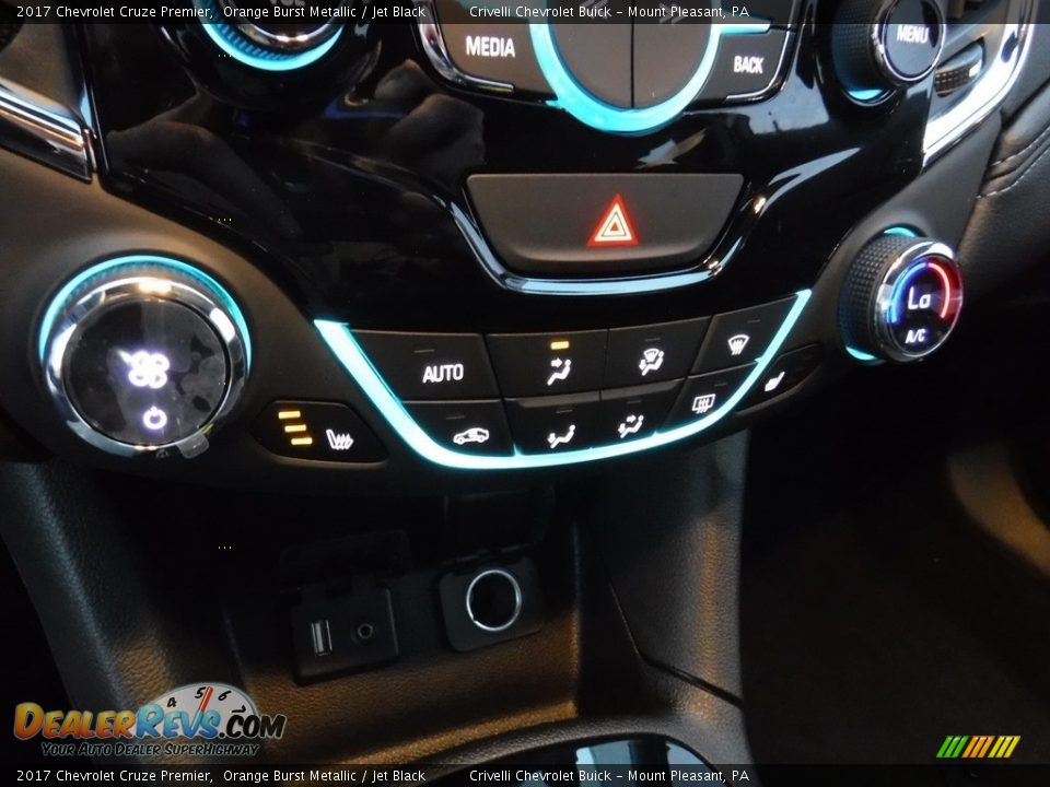 2017 Chevrolet Cruze Premier Orange Burst Metallic / Jet Black Photo #19