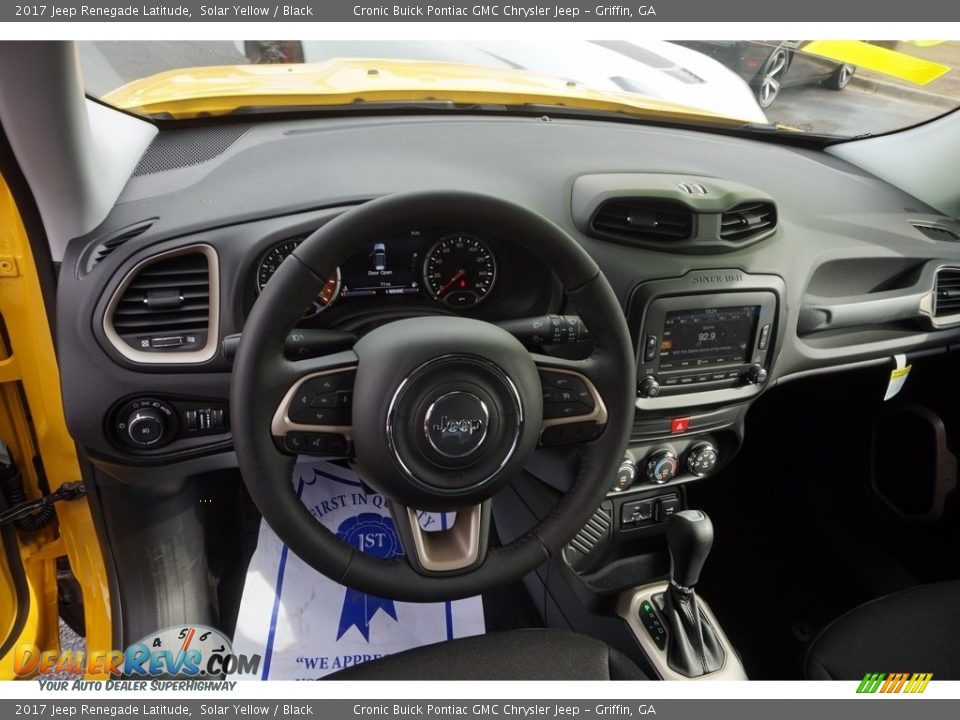 Dashboard of 2017 Jeep Renegade Latitude Photo #10