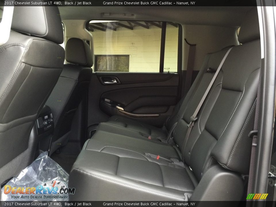 2017 Chevrolet Suburban LT 4WD Black / Jet Black Photo #7