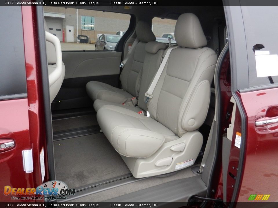 2017 Toyota Sienna XLE Salsa Red Pearl / Dark Bisque Photo #6
