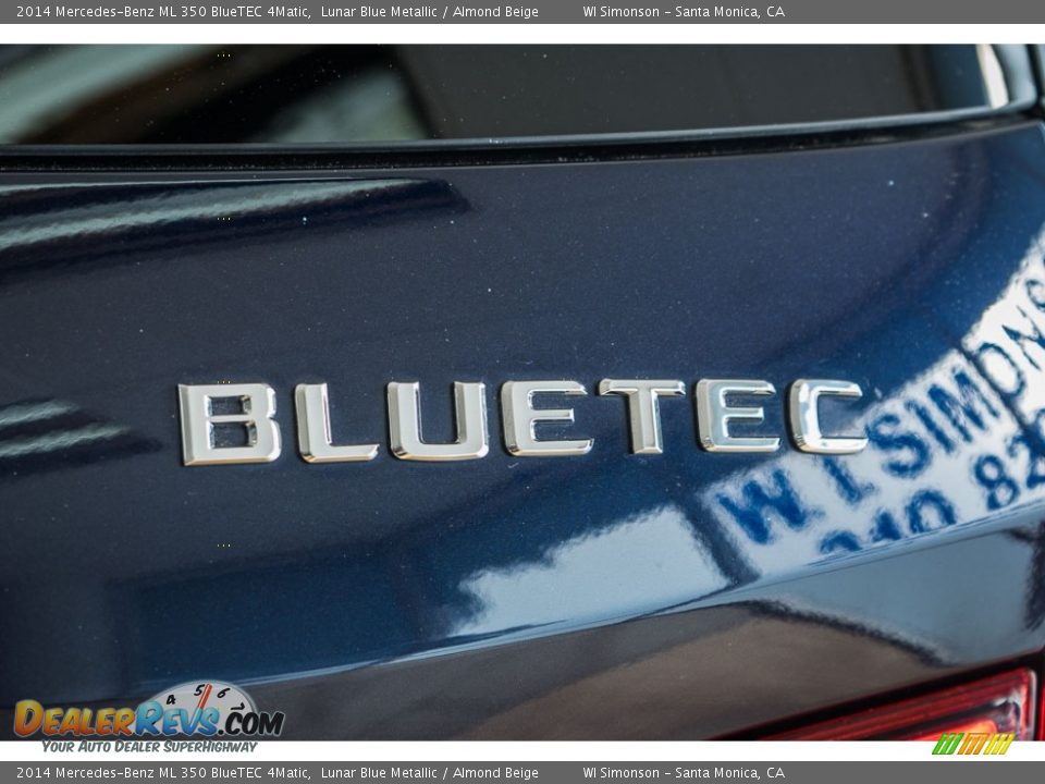 2014 Mercedes-Benz ML 350 BlueTEC 4Matic Lunar Blue Metallic / Almond Beige Photo #31