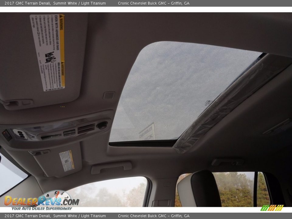 Sunroof of 2017 GMC Terrain Denali Photo #11