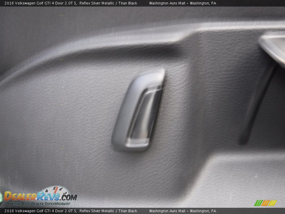 2016 Volkswagen Golf GTI 4 Door 2.0T S Reflex Silver Metallic / Titan Black Photo #12