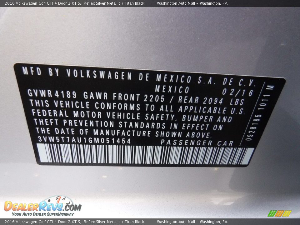 2016 Volkswagen Golf GTI 4 Door 2.0T S Reflex Silver Metallic / Titan Black Photo #24