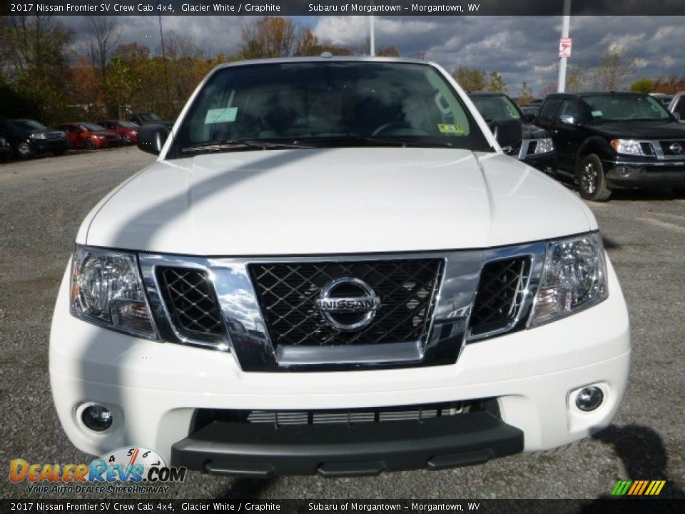 2017 Nissan Frontier SV Crew Cab 4x4 Glacier White / Graphite Photo #13
