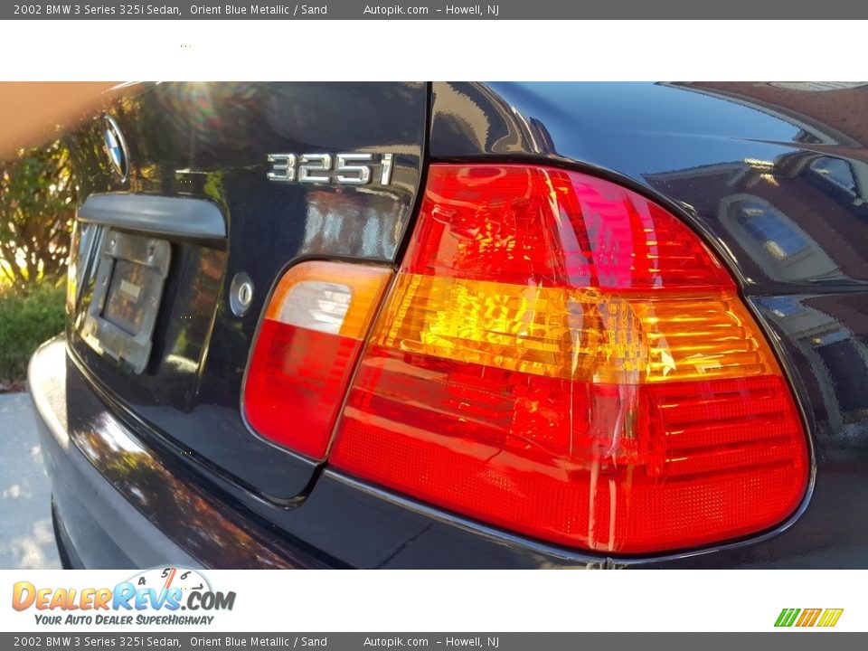 2002 BMW 3 Series 325i Sedan Orient Blue Metallic / Sand Photo #10