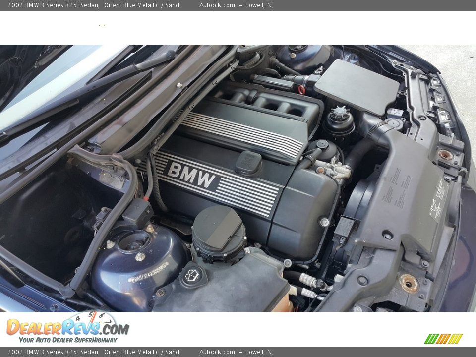 2002 BMW 3 Series 325i Sedan Orient Blue Metallic / Sand Photo #16