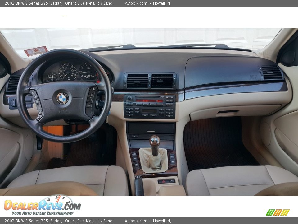 2002 BMW 3 Series 325i Sedan Orient Blue Metallic / Sand Photo #18