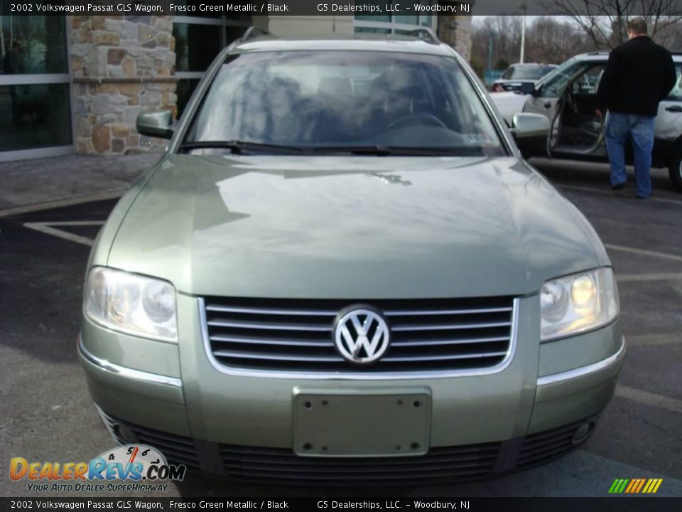 2002 Volkswagen Passat GLS Wagon Fresco Green Metallic / Black Photo #4