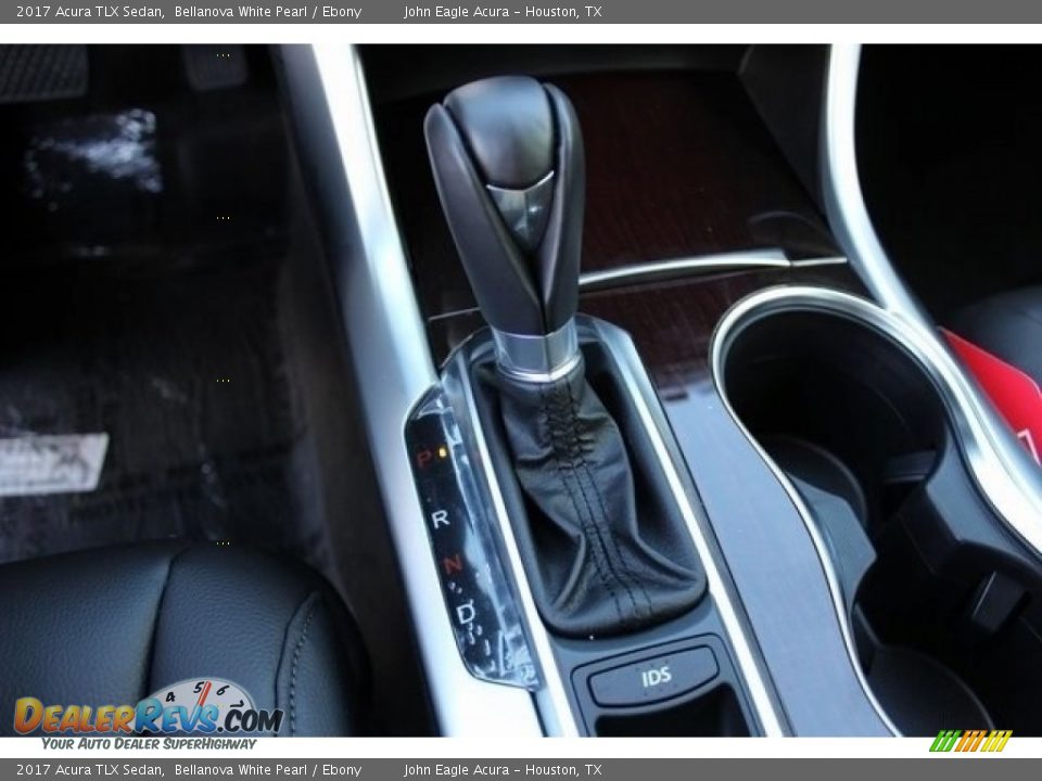 2017 Acura TLX Sedan Bellanova White Pearl / Ebony Photo #33