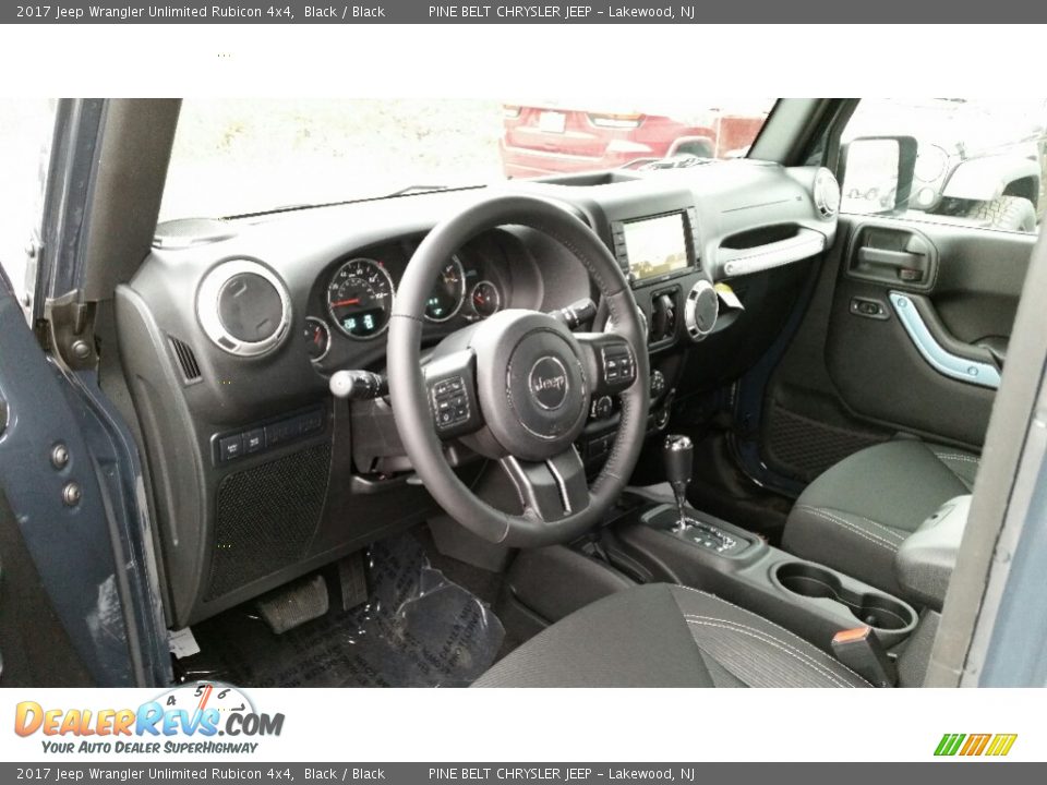 2017 Jeep Wrangler Unlimited Rubicon 4x4 Black / Black Photo #7
