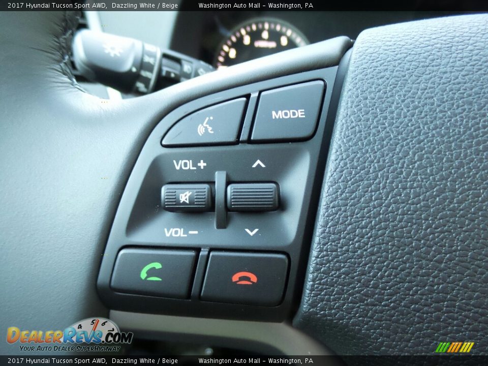 Controls of 2017 Hyundai Tucson Sport AWD Photo #23