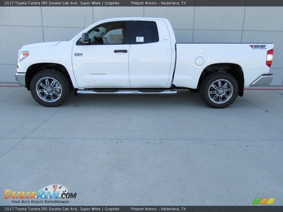 2017 Toyota Tundra SR5 Double Cab 4x4 Super White / Graphite Photo #6