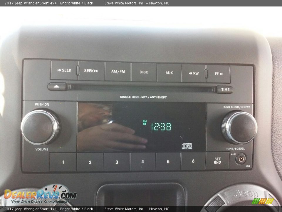 2017 Jeep Wrangler Sport 4x4 Bright White / Black Photo #17