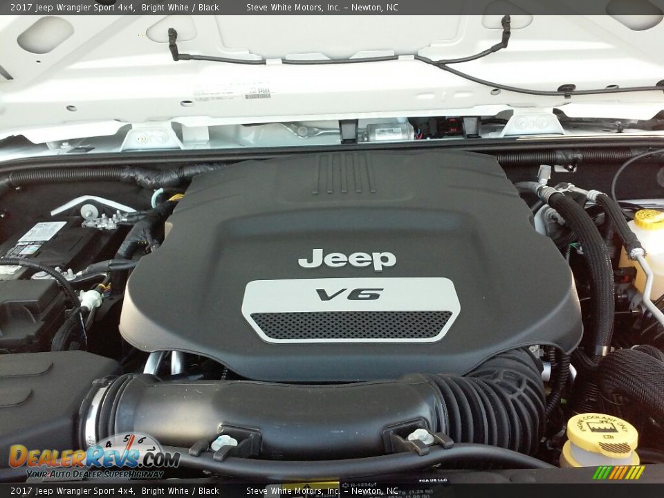 2017 Jeep Wrangler Sport 4x4 Bright White / Black Photo #20