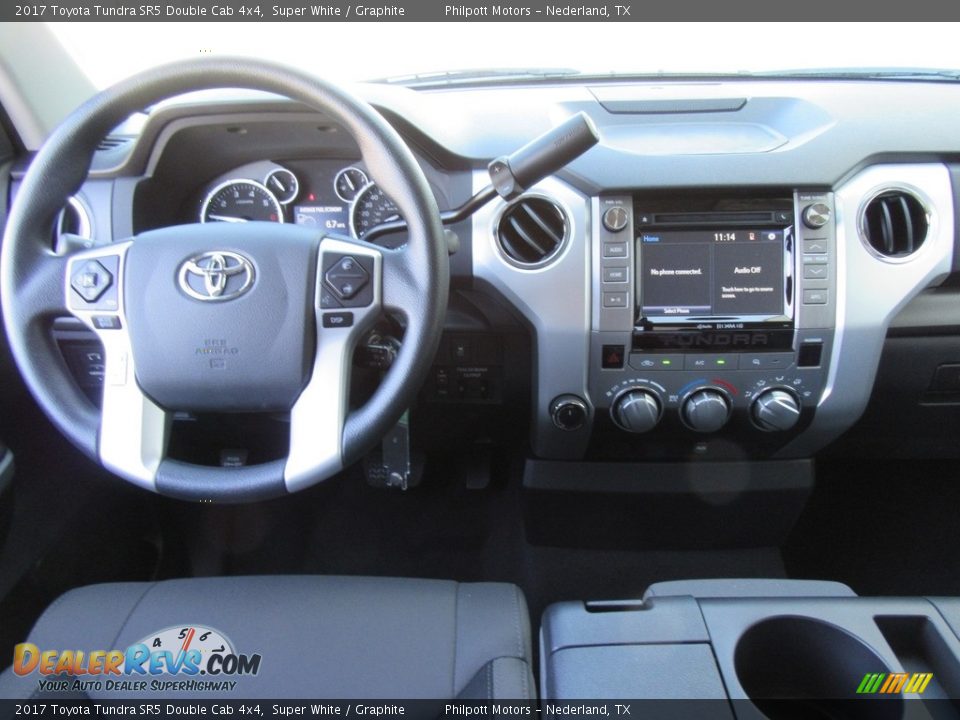 2017 Toyota Tundra SR5 Double Cab 4x4 Super White / Graphite Photo #26