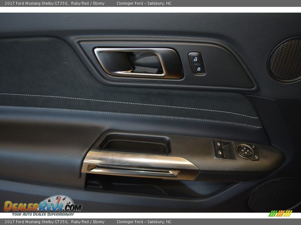 Door Panel of 2017 Ford Mustang Shelby GT350 Photo #5