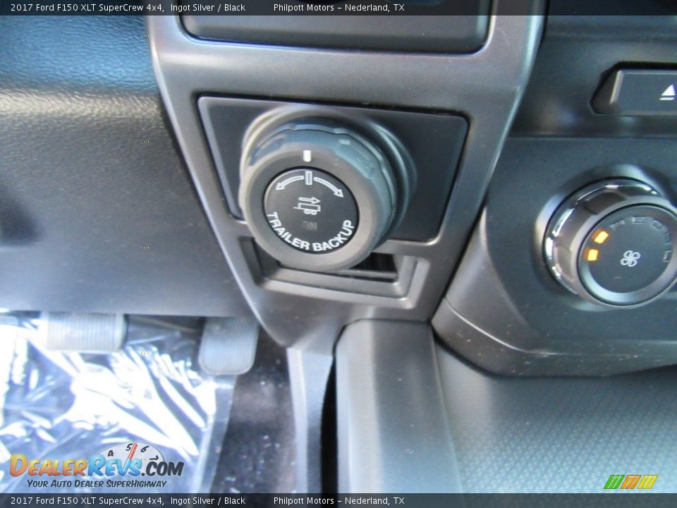 2017 Ford F150 XLT SuperCrew 4x4 Ingot Silver / Black Photo #32