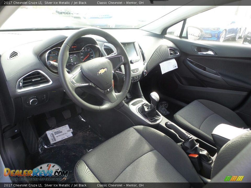 Jet Black Interior - 2017 Chevrolet Cruze LS Photo #7