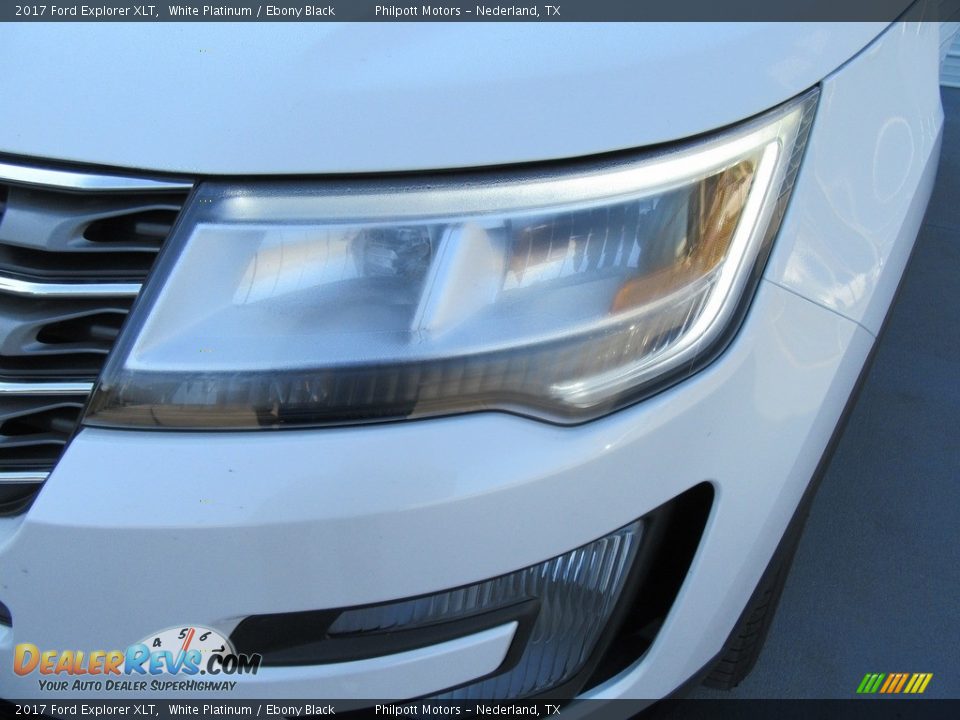 2017 Ford Explorer XLT White Platinum / Ebony Black Photo #9