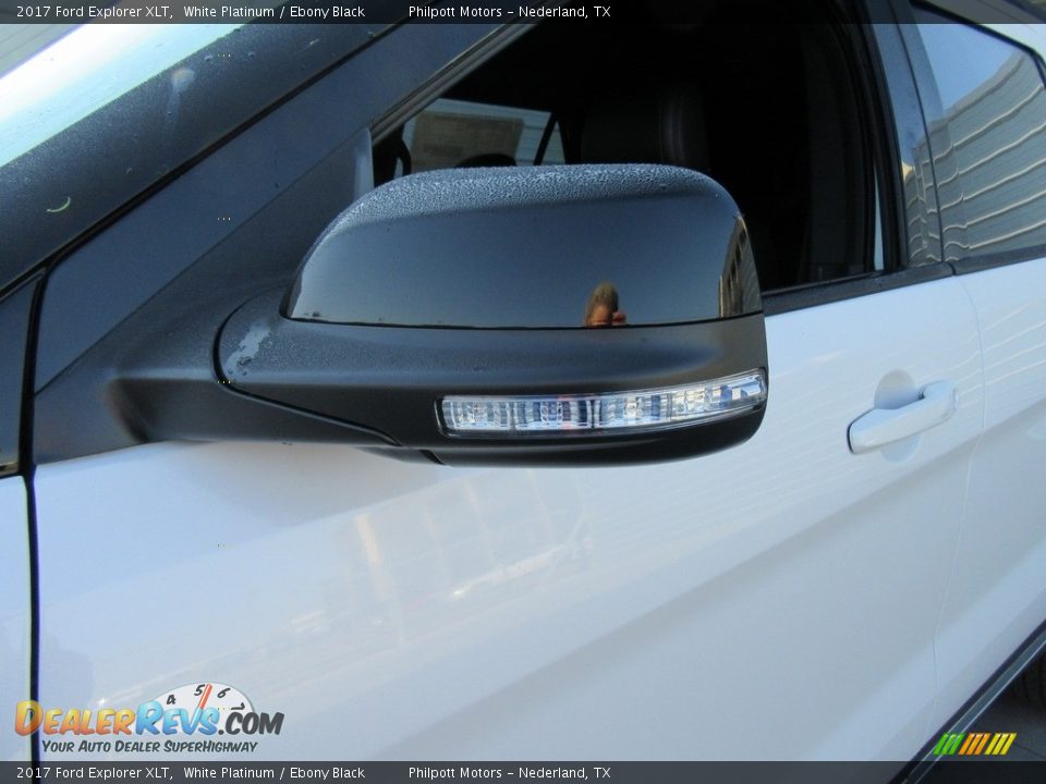 2017 Ford Explorer XLT White Platinum / Ebony Black Photo #12