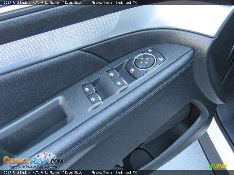 2017 Ford Explorer XLT White Platinum / Ebony Black Photo #22